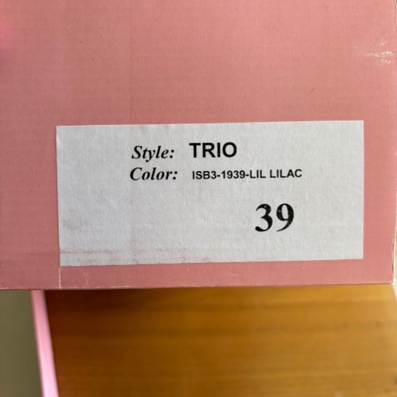 Intentionally Blank Size 39 Platform Loafers NEW - Picture 4 of 5